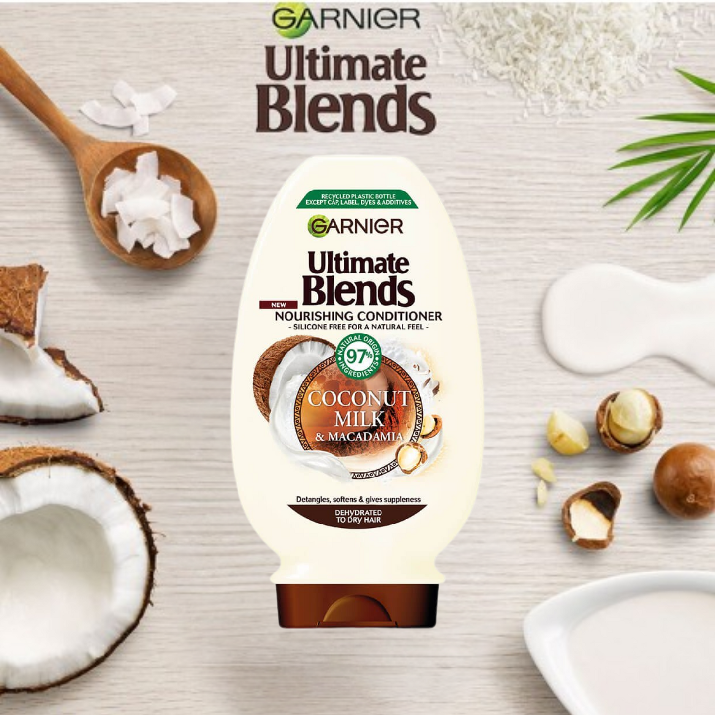 Garnier Ultimate Blends Coconut Milk & Macadamia Nourishing Conditioner 400ml
