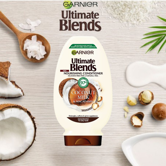 Garnier Ultimate Blends Coconut Milk & Macadamia Nourishing Conditioner 400ml