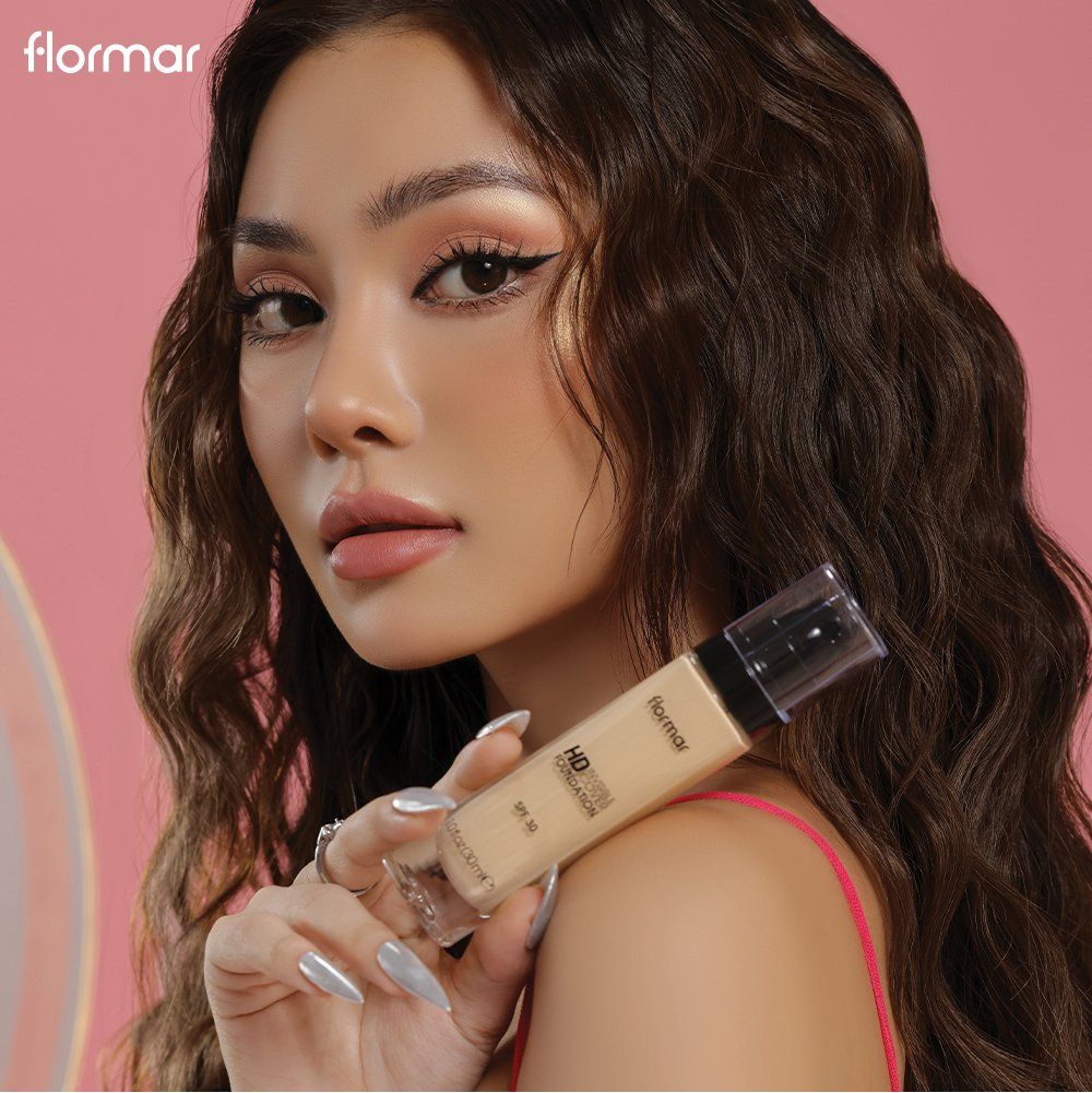 Flormar Invisible Cover HD Foundation SPF 30 (Shade: 20 Porcelain) 30ml