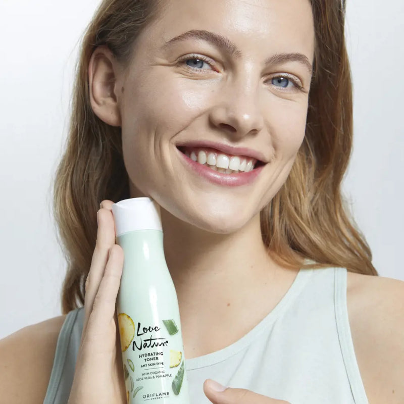 Oriflame Love Nature Hydrating Toner with Organic Aloe Vera & Pineapple 150ml