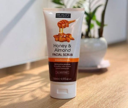 Beauty Formulas Face Scrub Honey & Almond 150ml