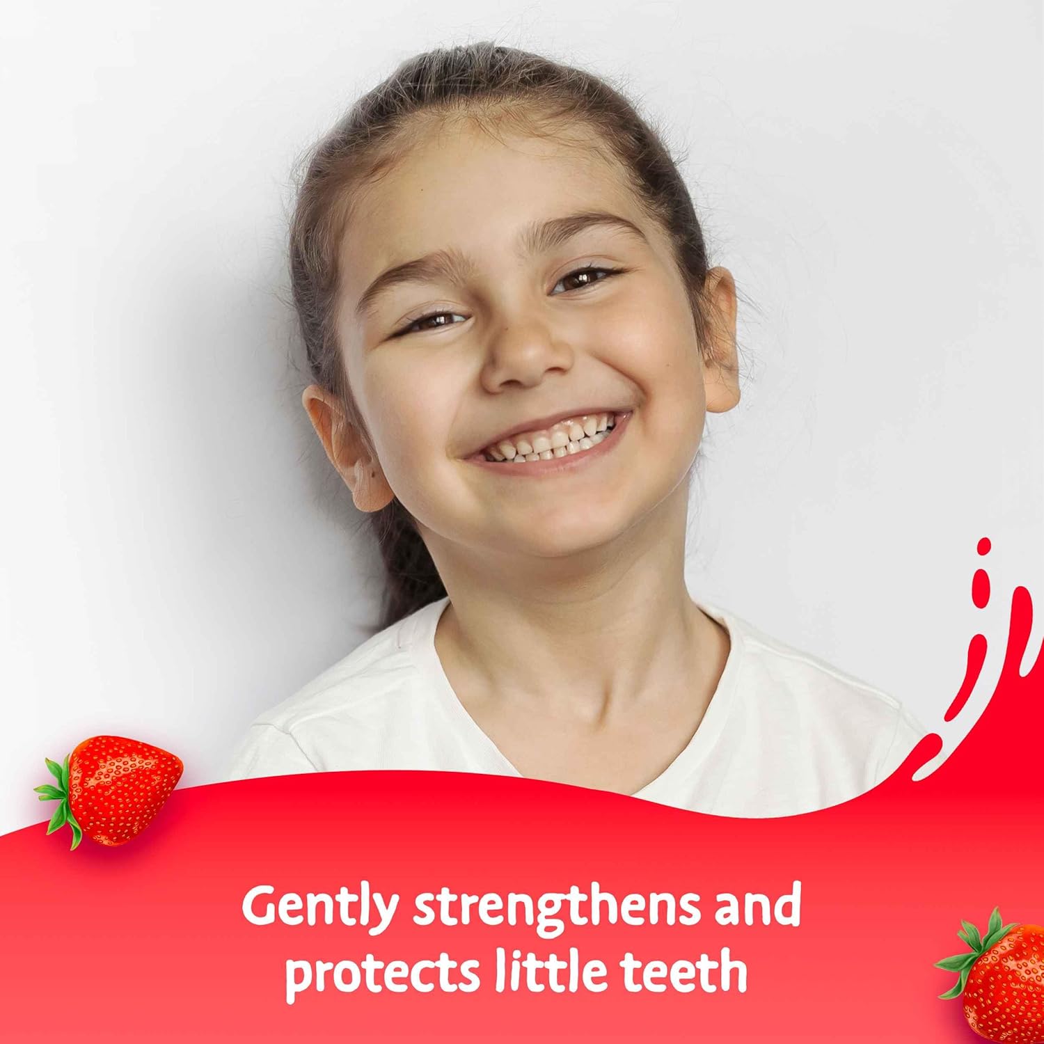 Aquafresh 0% Artificial Flavour & Sweetener Splash Strawberry Toothpaste 3 - 8 Years 75ml - Gentle 24hr Protection Kids Tooth