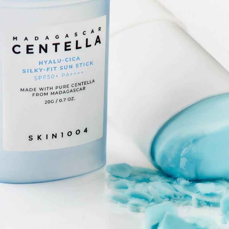 SKIN1004 Centella Madagascar Hyalu-Cica Silky-Fit Sun Stick SPF50+ PA++++ - 20 g Lightweight UV Protection & Hydration (K Bea