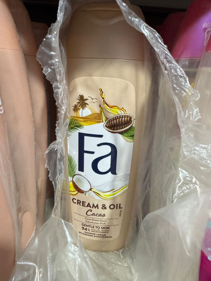 Fa Cream & Oil Cacao Butter Scent Shower Cream 400ml - Gentle to Skin, 94% Naturally Derived Ingredients
