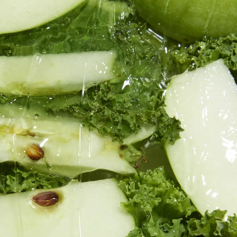 Oriflame Love Nature Up-Loved Purifying Shampoo with Upcycled Apple & Organic Kale 250ml
