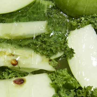 Oriflame Love Nature Up-Loved Purifying Shampoo with Upcycled Apple & Organic Kale 250ml