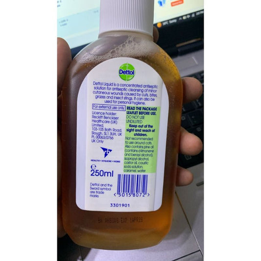 Dettol Liquid Chloroxylenol 4.8% w/v Antiseptic Solution 250ml - Multi-Purpose Germ Protection Antiseptic Liquid for Wound Cl