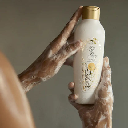 Oriflame Milk & Honey Gold Pampering Shower Cream 250ml