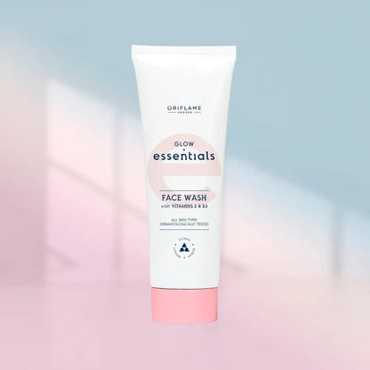 Oriflame Glow Essentials Face Wash with Vitamins E & B3 125ml