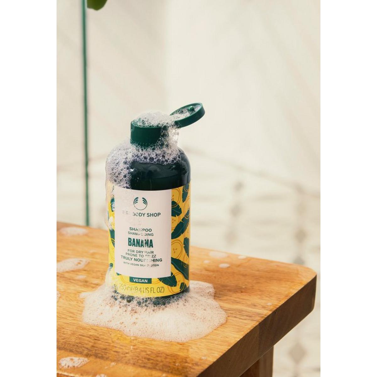 The Body Shop Banana Truly Nourishing Shampoo (250ML)