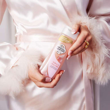 Imperial Leather Mallow and Rose Milk Pampering Body Wash 250ml