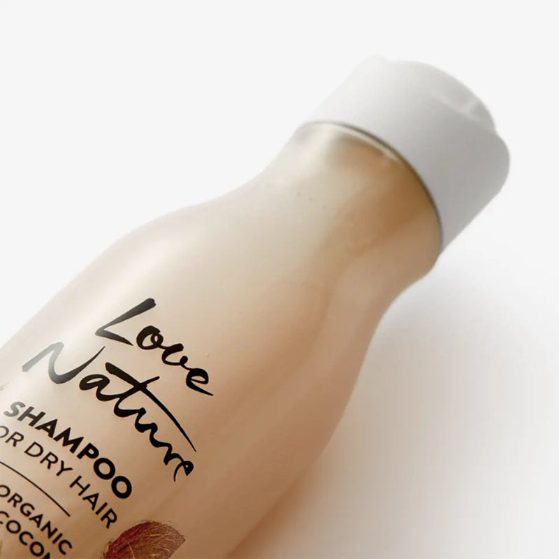 Oriflame Love Nature Wheat & Coconut Shampoo 250ml