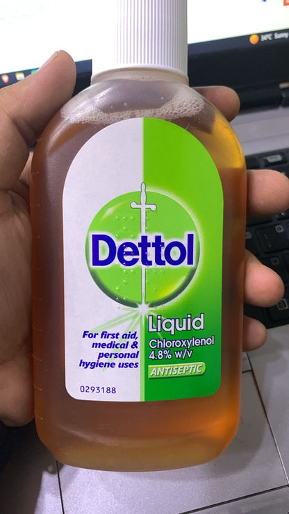 Dettol Liquid Chloroxylenol 4.8% w/v Antiseptic Solution 250ml – Multi-Purpose Germ Protection Antiseptic Liquid for Wound Cl