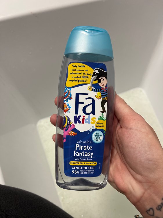 Fa Kids Join Us in a Pirate Fantasy Ocean Scent 2-in-1 Shower Gel & Shampoo 250ml – Gentle to Skin, 95% Naturally Derived Ing